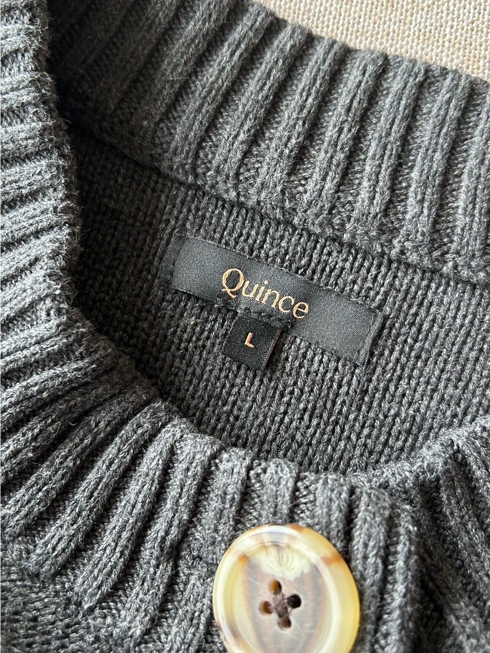 Cropped Button-Front Cardigan - Picture 3 of 6